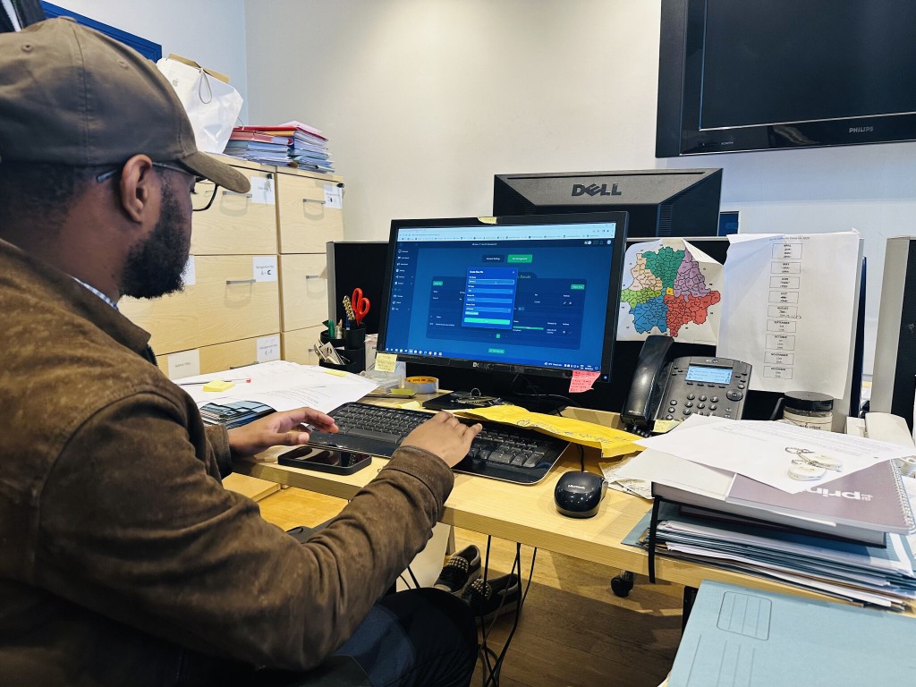 Building operations team monitoring TheBuildingCloud platform
